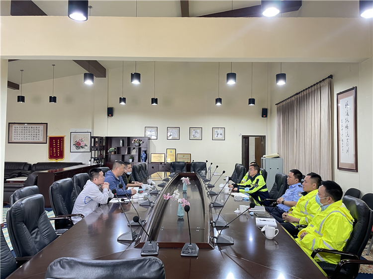 no241-成南公司组织召开严厉打击规避防疫检查“一路四方”工作联勤会(张爽).jpg