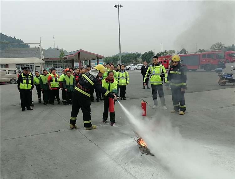 遂宁-任桂华-遂宁管理处联合大英县消防大队开展消防应急演练。.png