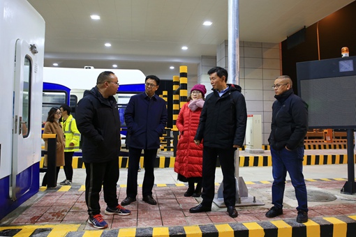 仁沐公司顺利完成新开收费站通车及全国联网切换工作 _副本.jpg