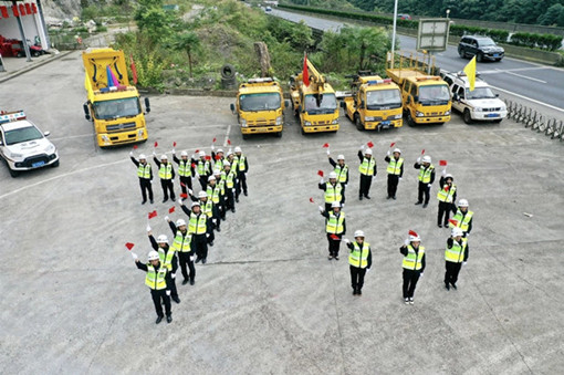 9.28+510雅西公司开展“礼赞新中国 奋进新时代”庆祝国庆主题活动 2_副本_副本.jpg