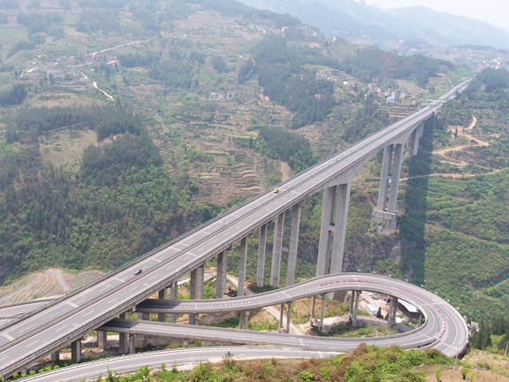 赤水河大桥和白土岭互通.JPG