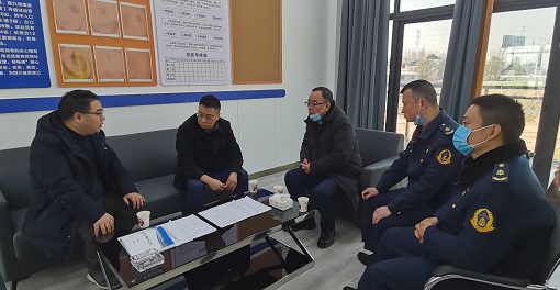 四川省交通运输厅高速公路管理局副局长邓洪一行调研绵九公司试运营路段运行情况 -1.jpg