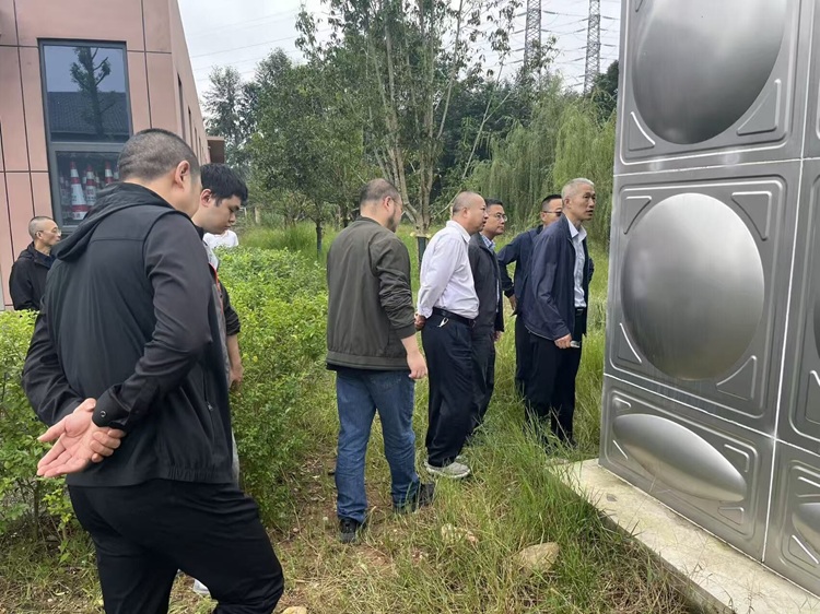 QQ图片20251015210026 (1).jpg