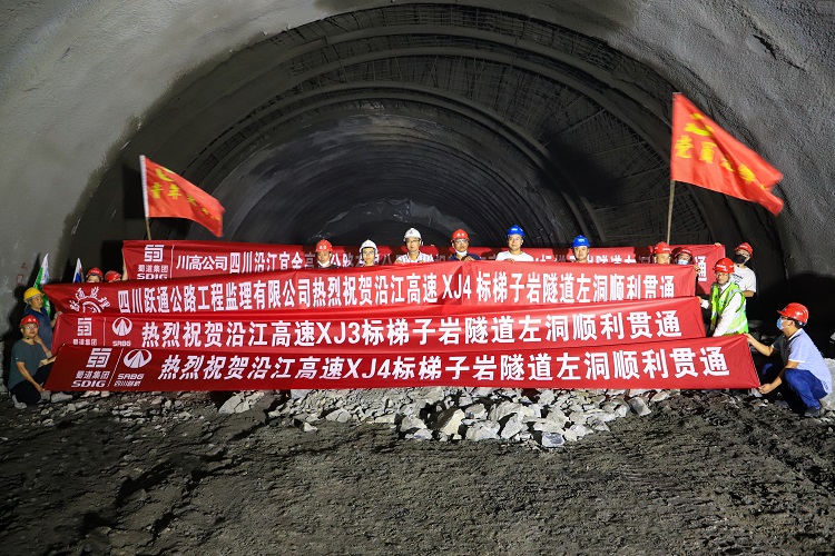 照片1 - 副本.jpg