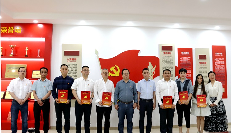 4.29支部结对共建聚合力 开启基层党建新篇章1.JPG